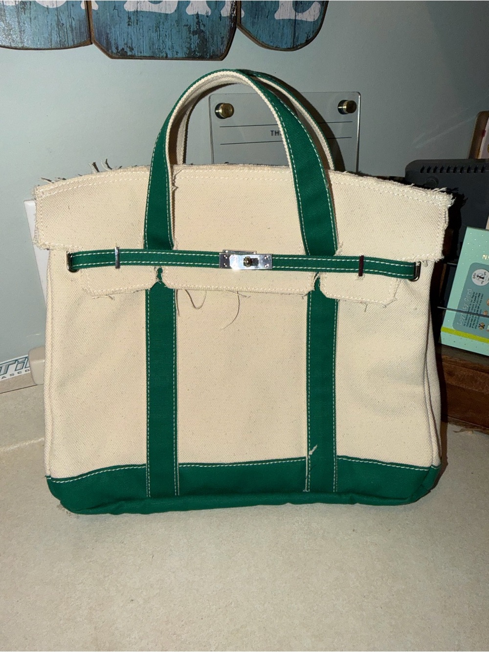 Sunwin Madaket large Classic Tote Bag- $98 retail
